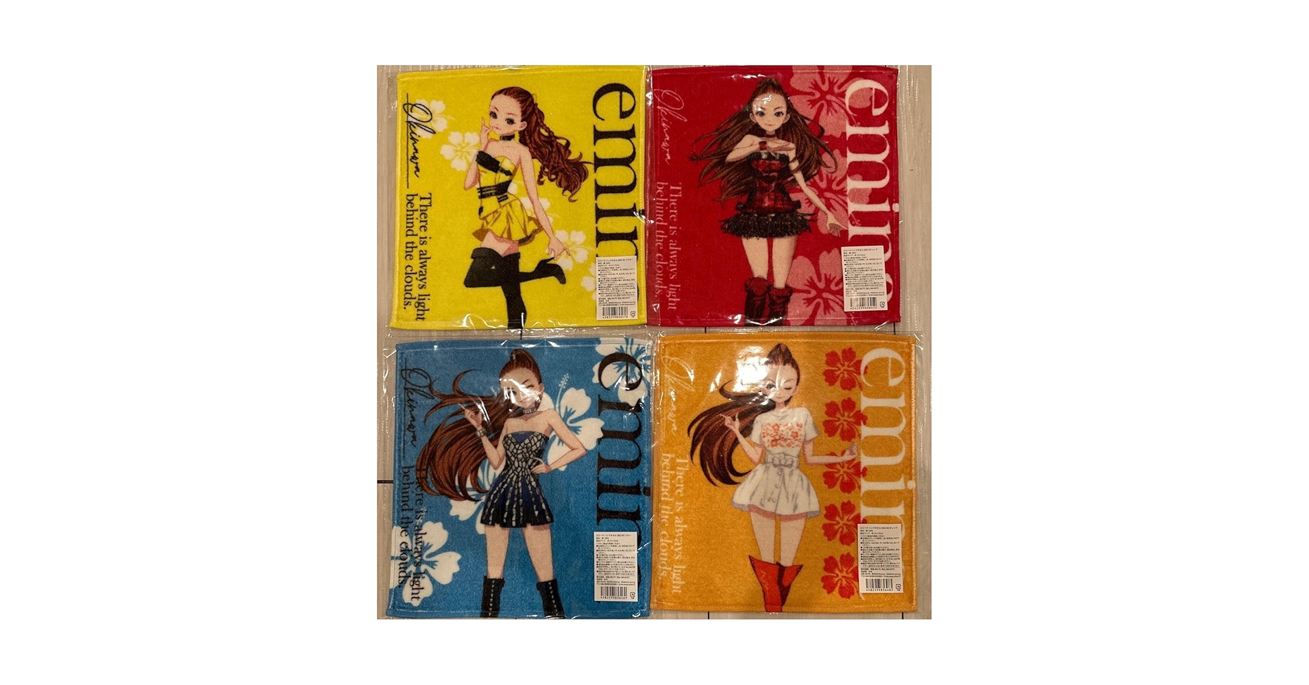 エミーナ×セブンイレブン ハンドタオル Amazon.co.jp: セブンイレブン限定 安室 奈美恵 エミーナ タオル